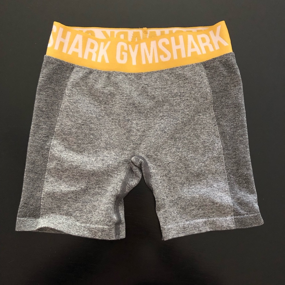 Gym shark flex shorts xs